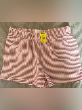 NWTFull Tilt Girls Red & White Striped Pull On Short’s w/ Pockets Girls XL